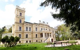 Biedrusko Pałac